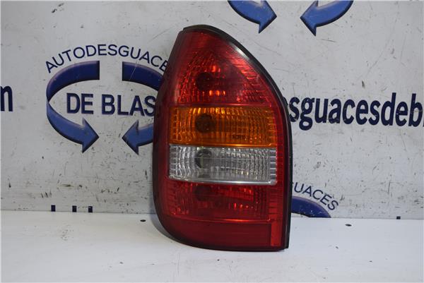 ZAFIRA A Piloto Trasero Izquierdo ZAFIRA A Piloto Trasero Izquierdo