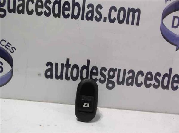 C2 MANDO ELEVALUNAS DELANTERO DERECHO
