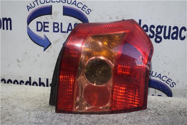 COROLLA E12 Piloto Trasero Derecho