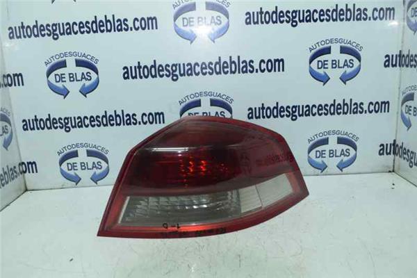 VEL SATIS BJ0 Piloto Trasero Derecho
