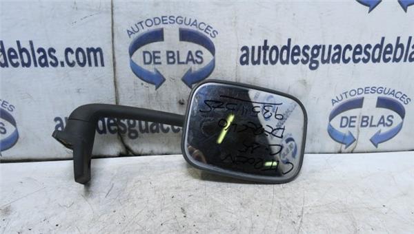 C 15 1985- Retrovisor Derecho
