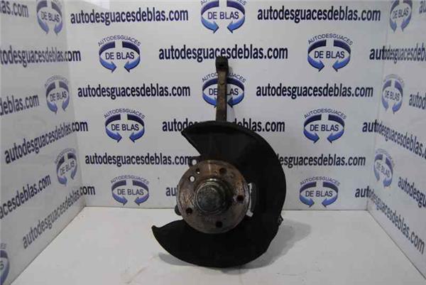 CLASE E W210 BERLINA DIESEL Mangueta Delantera Izquierda