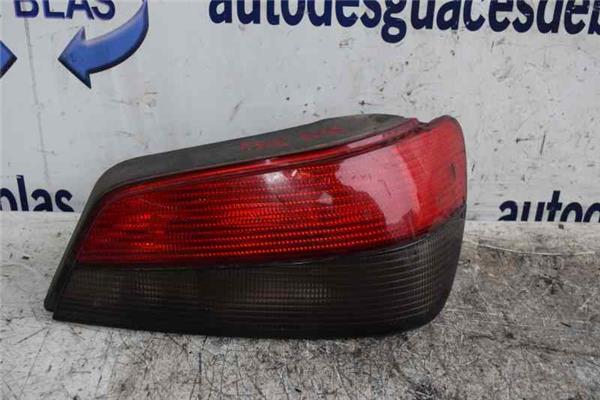 306 BERLINA 35 PUERTAS S1 Piloto Trasero Derecho