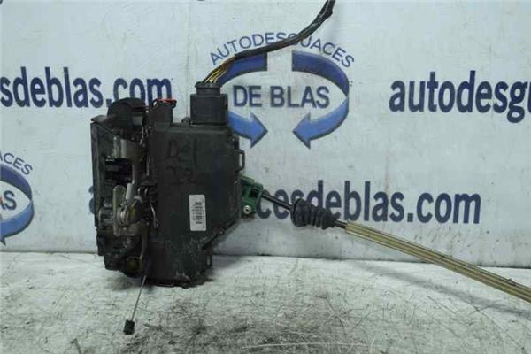 CLASE C W202 FAMILIAR Cierre Electromagnetico Delantero Izquierdo