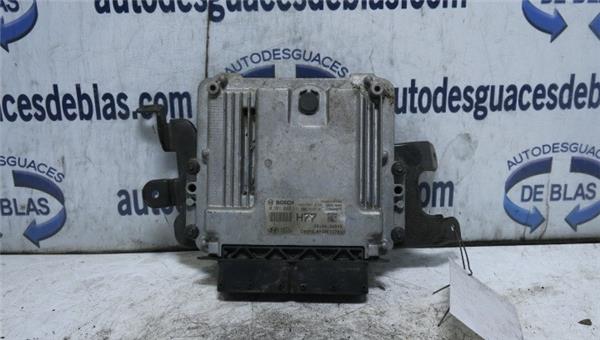 I40 CW Centralita motor uce