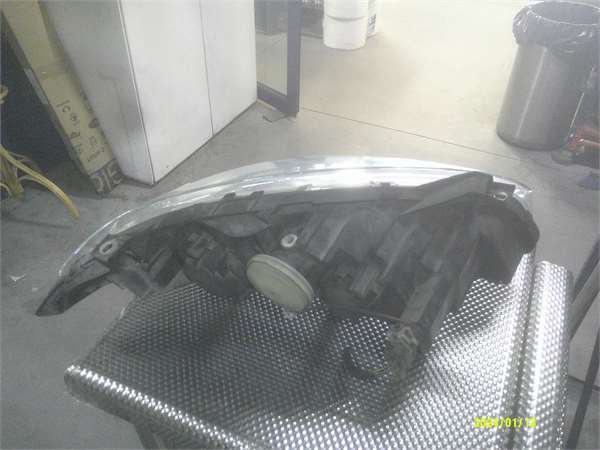 Clase A BM 16906.2004- Faro Delantero Izquierdo Clase A BM 16906.2004- Faro Delantero Izquierdo