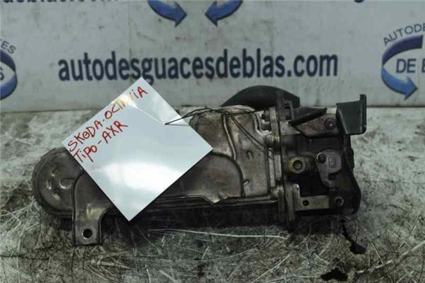 OCTAVIA BERLINA 1U2 Enfriador Aceite