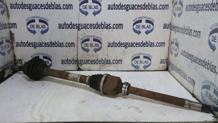 C4 CACTUS Transmision Delantera Derecha C4 CACTUS Transmision Delantera Derecha