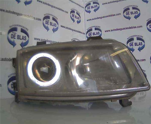 RS 4 Avant B52000- Faro Delantero Derecho