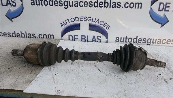 COMBO D Transmision Delantera Izquierda COMBO D Transmision Delantera Izquierda