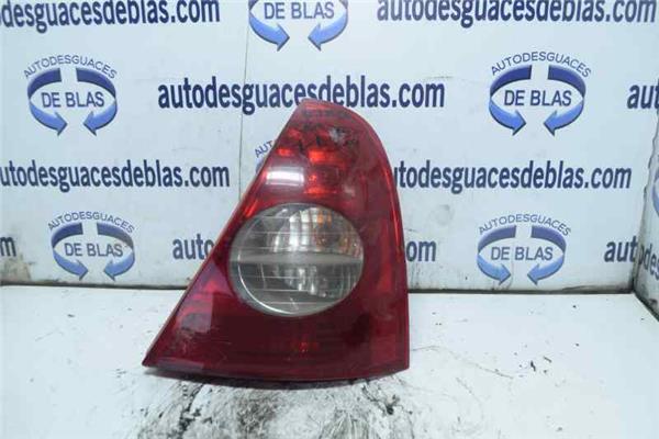 CLIO II FASE II BCB0 Piloto Trasero Derecho