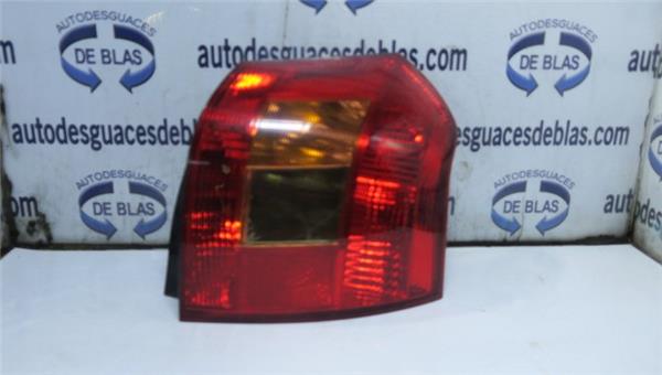 COROLLA E12 Piloto Trasero Derecho