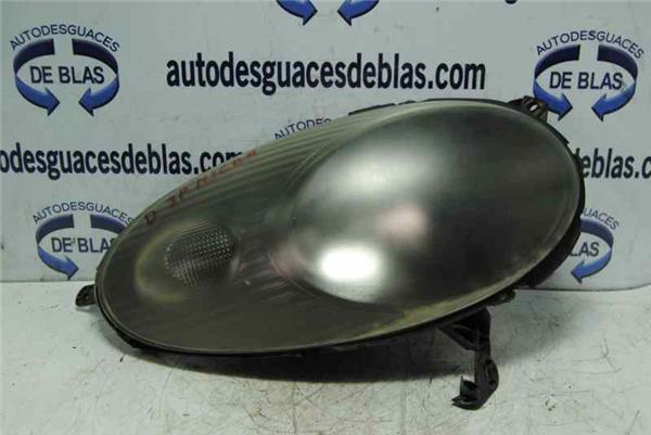 MICRA K12E Faro Delantero Derecho
