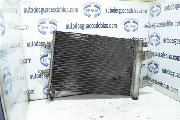 POLO 9N3 Condensador