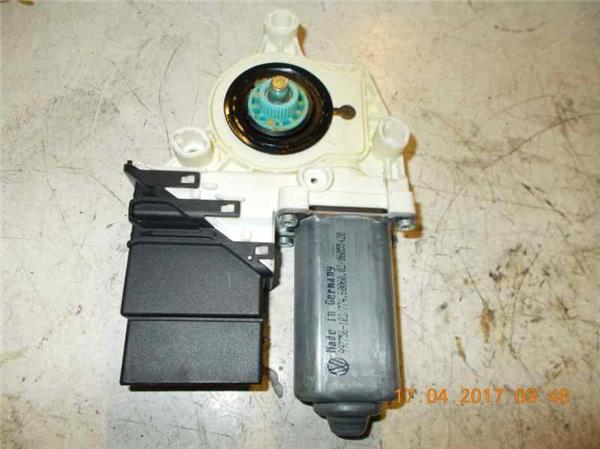 Passat Berlina 3B21996- MOTOR ELEVALUNAS TRASERO IZQUIERDO