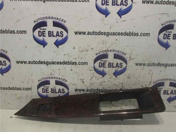 A8 D2 MANDO ELEVALUNAS DELANTERO DERECHO