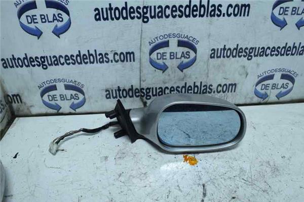 LYBRA BERLINA Retrovisor Derecho