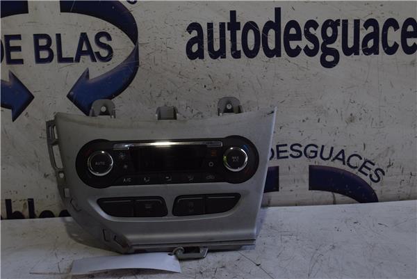 FOCUS LIM. CB8 Mandos Calefaccion Aire Acondicionado