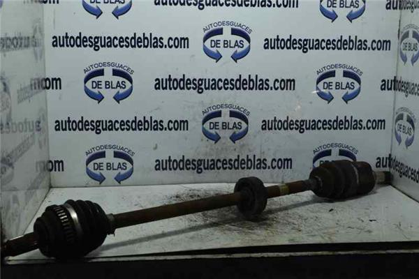 PT CRUISER PT Transmision Delantera Derecha
