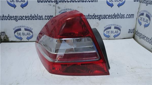 MEGANE II CLASSIC BERLINA Piloto Trasero Izquierdo MEGANE II CLASSIC BERLINA Piloto Trasero Izquierdo