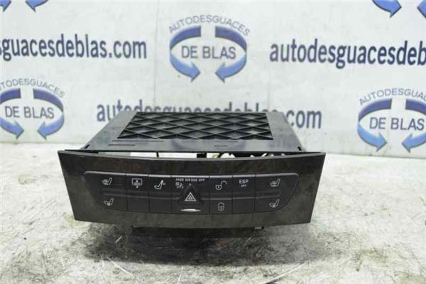 CLASE E W211 BERLINA Interruptor Luces Emergencia CLASE E W211 BERLINA Interruptor Luces Emergencia