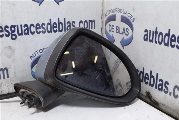 CORSA C Retrovisor Derecho