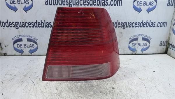 Bora Berlina 1J21998-02.2005 Piloto Trasero Derecho Bora Berlina 1J21998-02.2005 Piloto Trasero Derecho