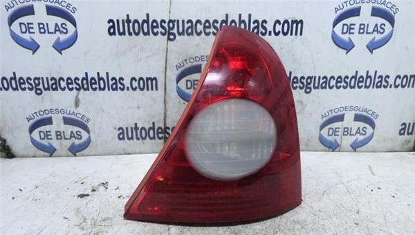 CLIO II FASE II BCB0 Piloto Trasero Derecho