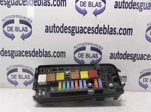 Vectra C Berlina 2002- Caja Reles
