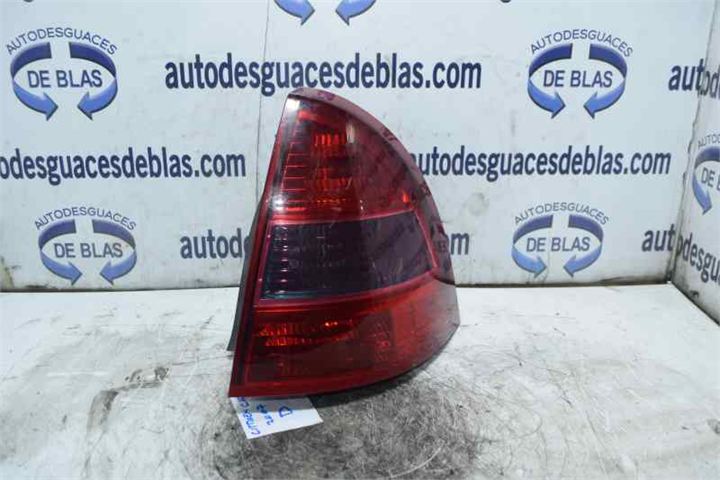 C5 BERLINA Piloto Trasero Derecho C5 BERLINA Piloto Trasero Derecho