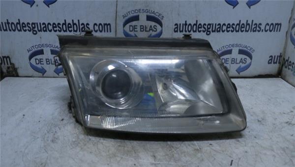 PASSAT BERLINA 3B2 FARO XENON DERECHO