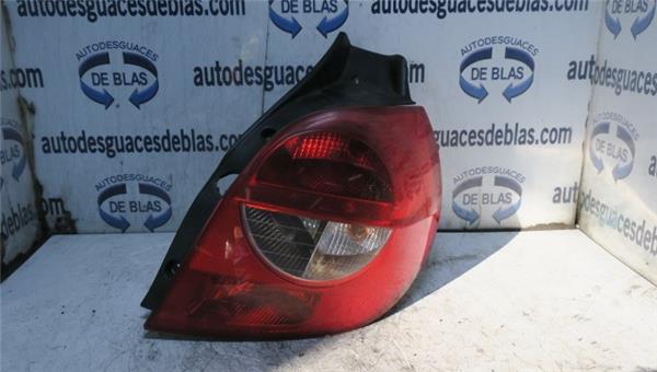 CLIO III Piloto Trasero Derecho