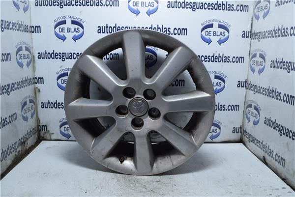 AVENSIS BERLINA T25 Llanta AVENSIS BERLINA T25 Llanta