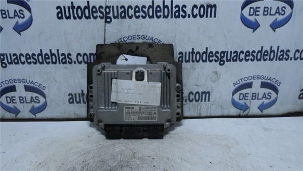 C4 BERLINA Centralita motor uce