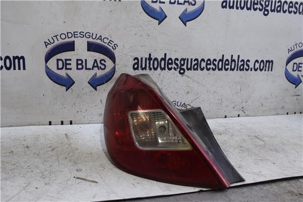 CORSA D Piloto Trasero Izquierdo CORSA D Piloto Trasero Izquierdo