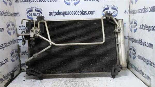 Avensis Berlina T252003- Condensador