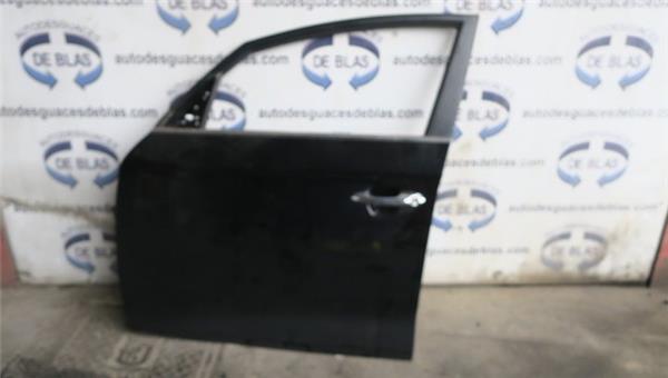 Carens RP2013- Puerta Delantera Izquierda Carens RP2013- Puerta Delantera Izquierda