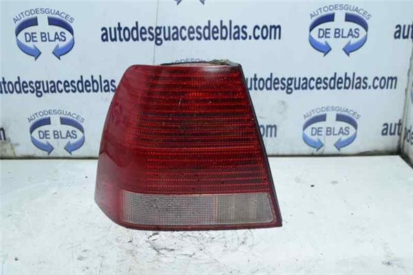BORA BERLINA 1J2 Piloto Trasero Izquierdo BORA BERLINA 1J2 Piloto Trasero Izquierdo