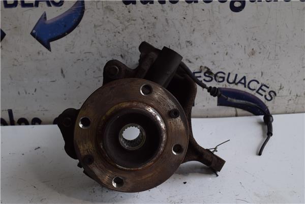 C2 Mangueta Delantera Izquierda