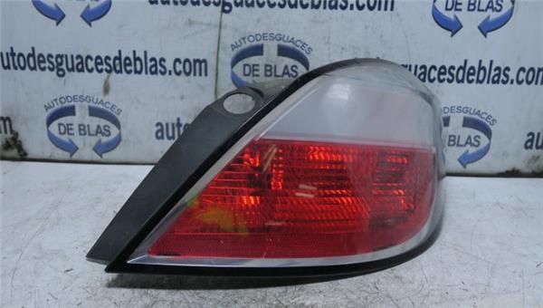 ASTRA H BERLINA Piloto Trasero Derecho