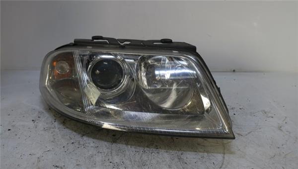 Passat Berlina 3B32000- Faro Delantero Derecho