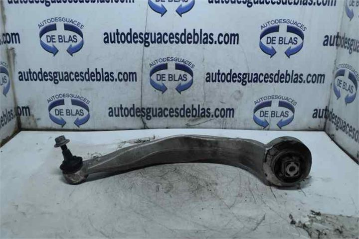 A4 BER. B8 Brazo Inferior Delantero Izquierdo A4 BER. B8 Brazo Inferior Delantero Izquierdo