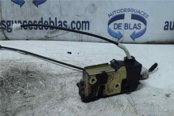 407 Cerradura Puerta Delantera Derecha 407 Cerradura Puerta Delantera Derecha