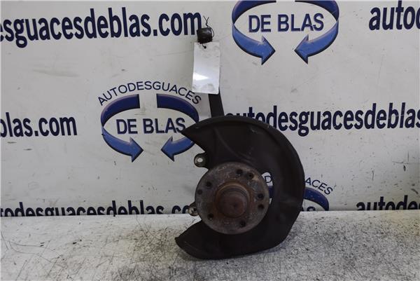 CLASE E W210 BERLINA Mangueta Delantera Derecha