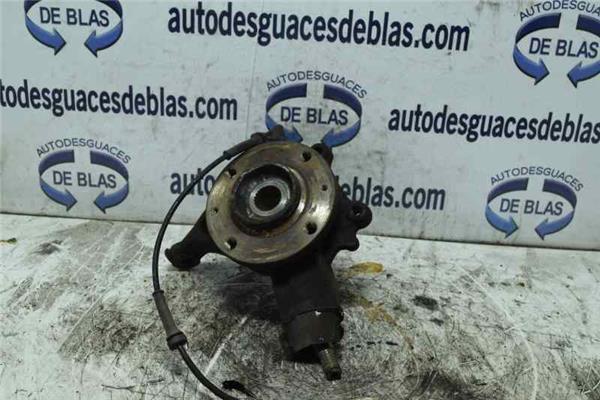 C4 BERLINA Mangueta Delantera Derecha