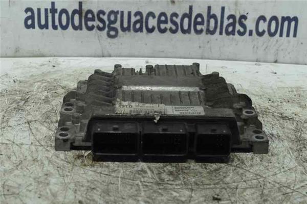 KANGOO Centralita motor uce