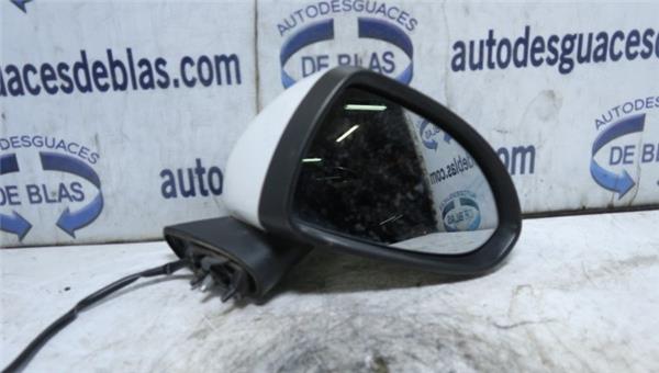 CORSA D Retrovisor Derecho