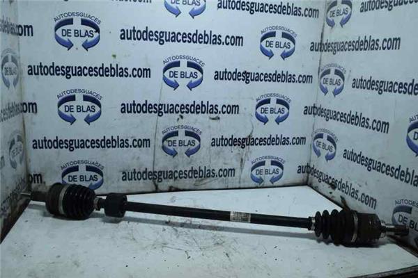 SWIFT BERLINA MZ Transmision Delantera Derecha
