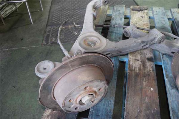 VITO W638 CAJA CERRADA Mangueta Trasera Derecha