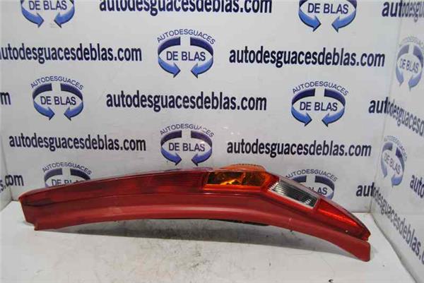 II Punto 188 Berlina 1999- Piloto Trasero Derecho II Punto 188 Berlina 1999- Piloto Trasero Derecho